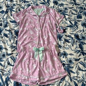 NWT Unicorn pajama set w scrunchie